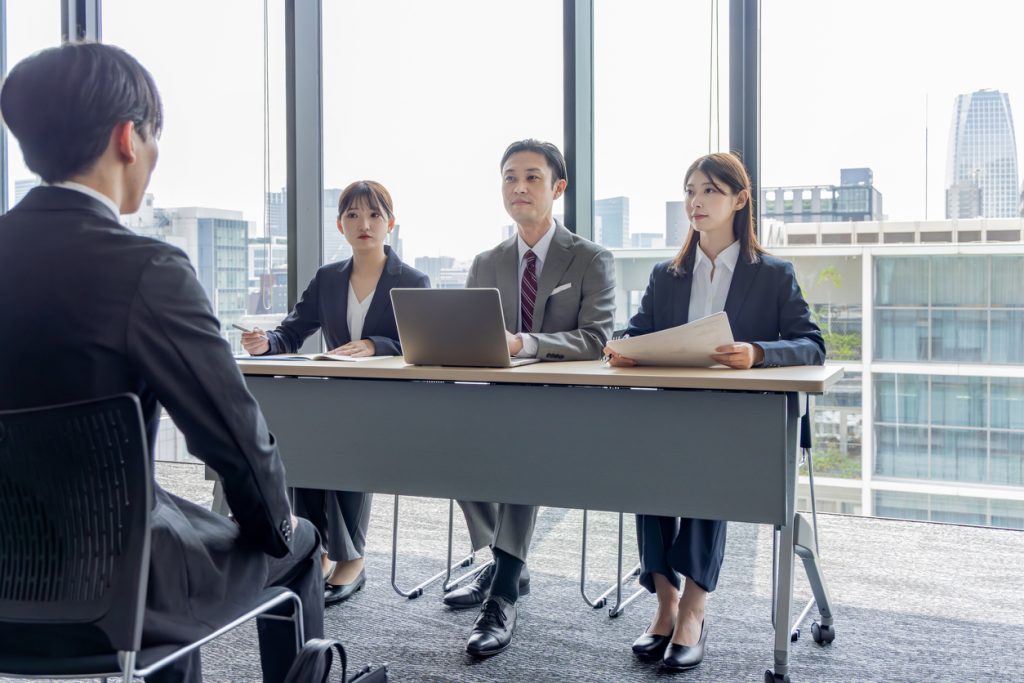 Company information sessions, group interviews